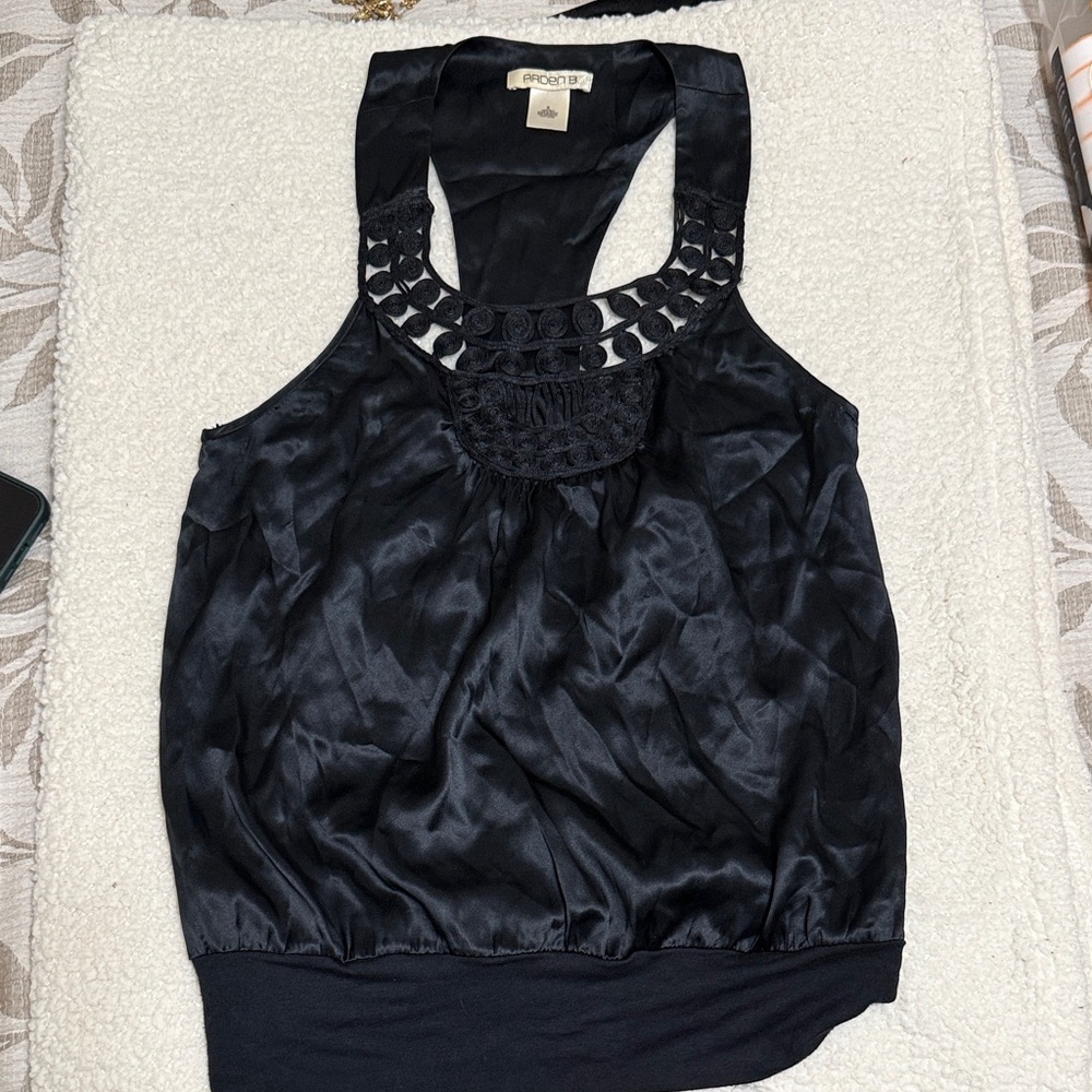 Arden B Black Sleeveless Blouse